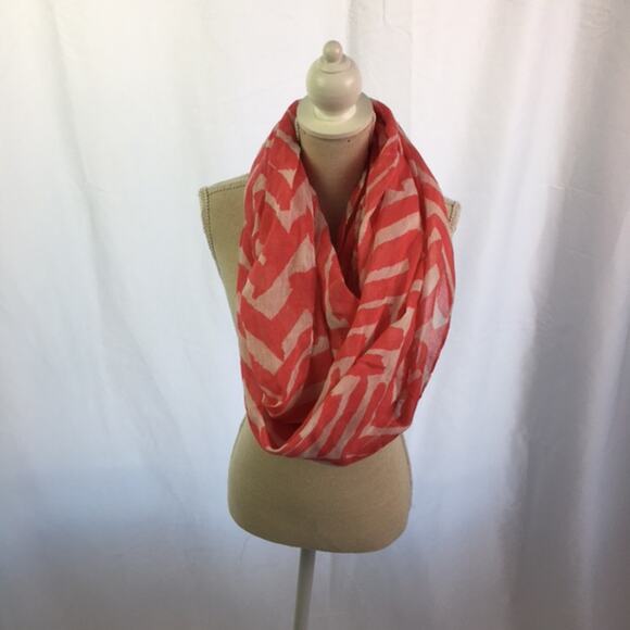 Accessories - ZigZag Infinity Scarf Pink White